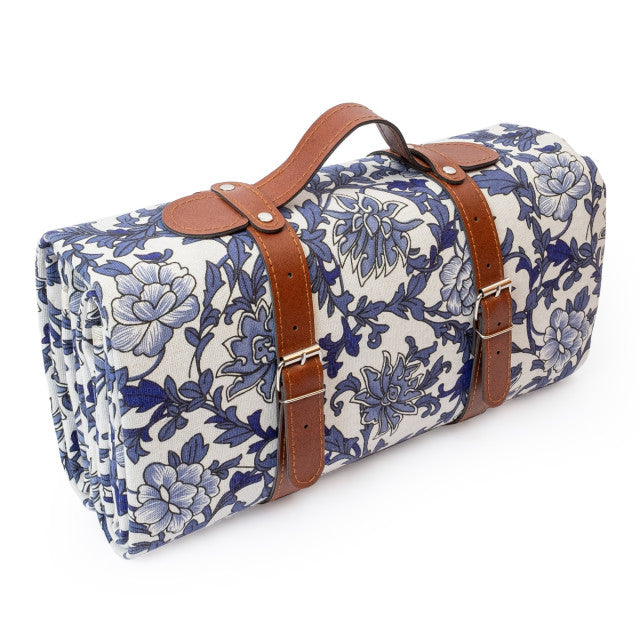 Fleur floral picnic rug with carrying handle
