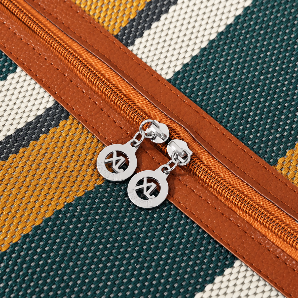 Riviera striped weekender bag in forest green and ochre – zipper-detail